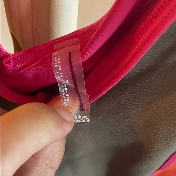 Vibrant Women's Crop Top with Pink and Orange Accents - Picture 4 of 4